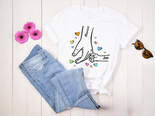 Majica - Mamina in otroška roka z napisom po izbiri