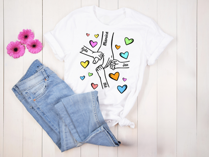 Majica - Mamina in otroška roka z napisom po izbiri