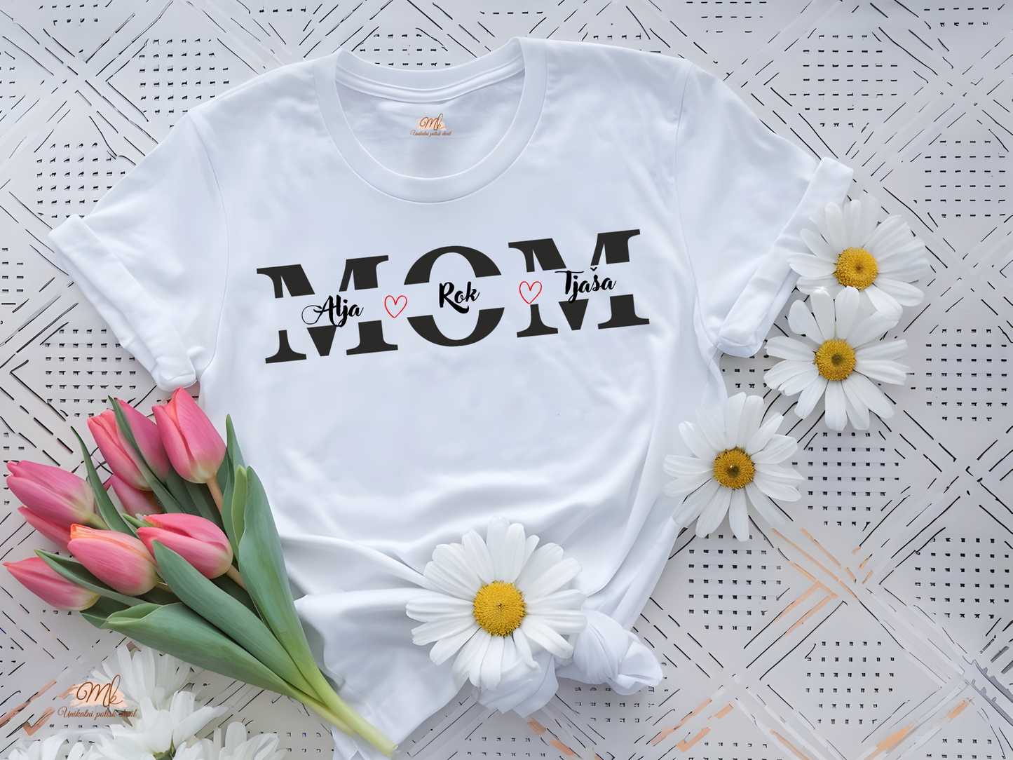 Majica MOM - imena otrok po izbiri